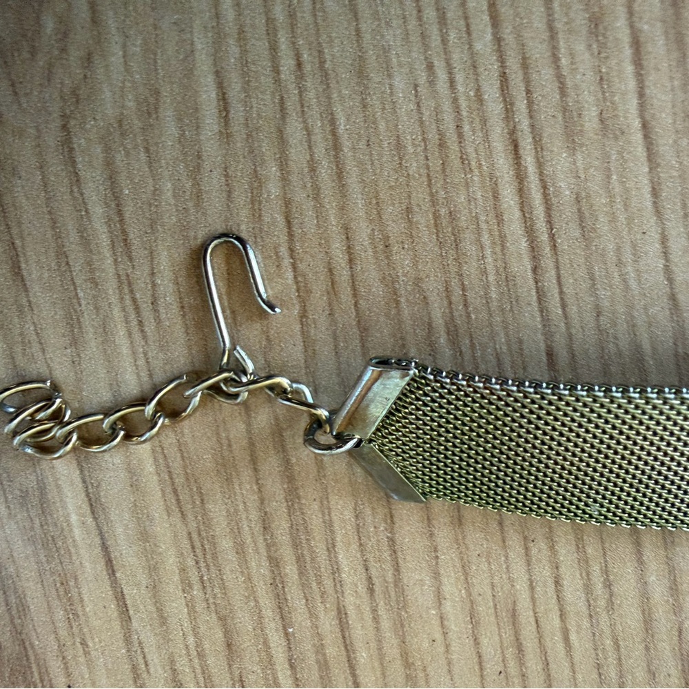 Vintage Gold Mesh Cameo Choker Necklace - Picture 4 of 5